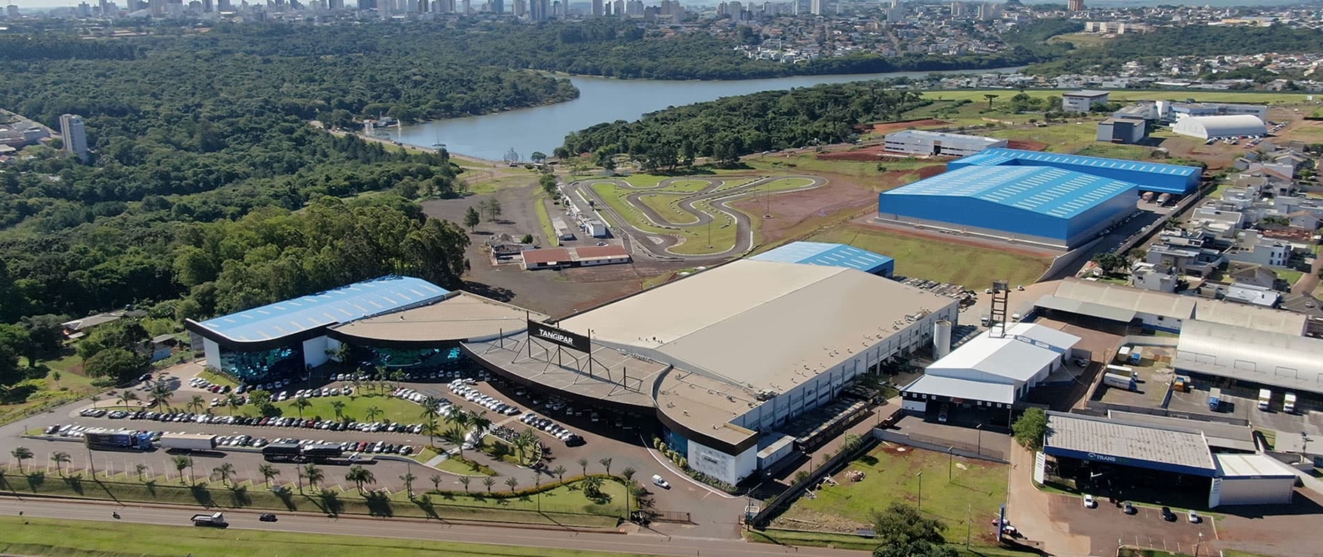 Foto aérea da empresa